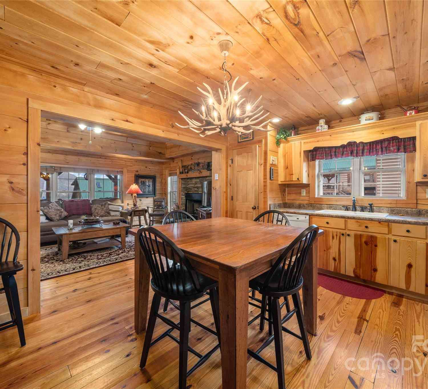 31 Contentment Trail, Maggie Valley, North Carolina image 8