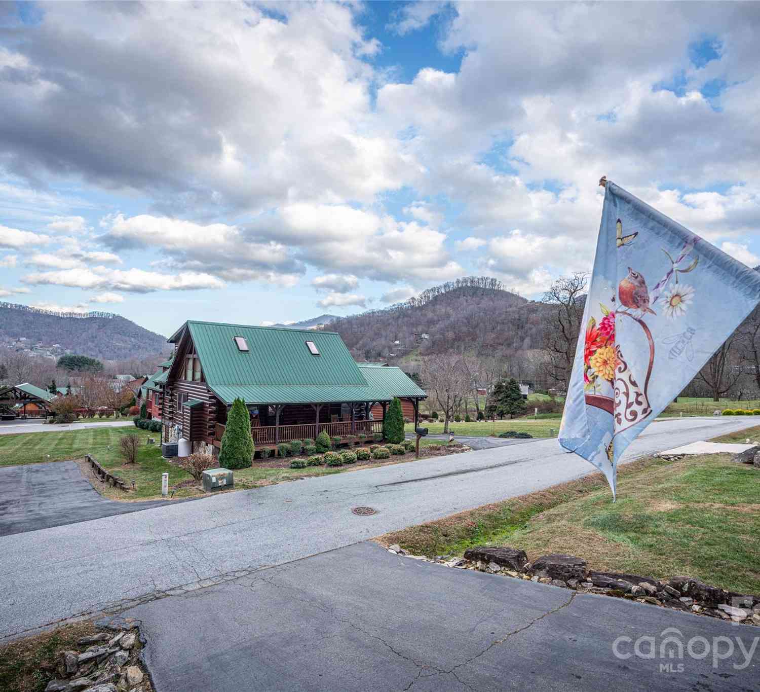 31 Contentment Trail, Maggie Valley, North Carolina image 36