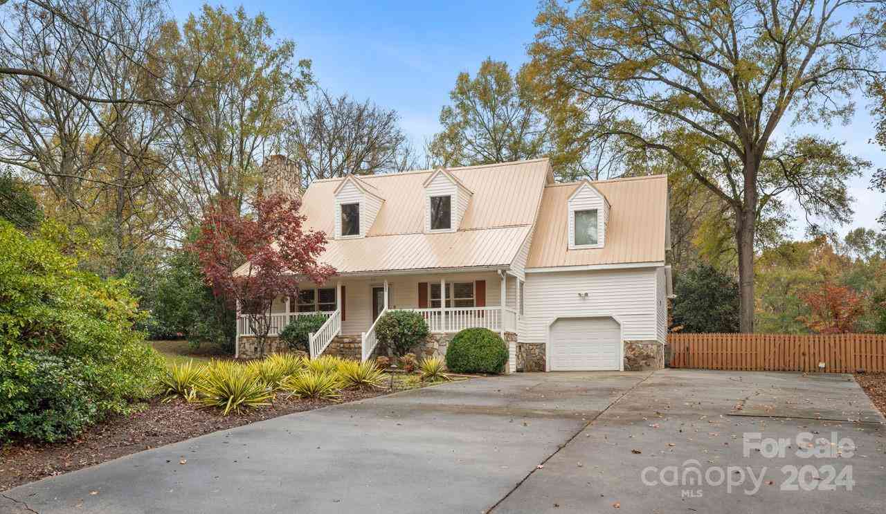 1622 Ebinport Road, Rock Hill, South Carolina image 1