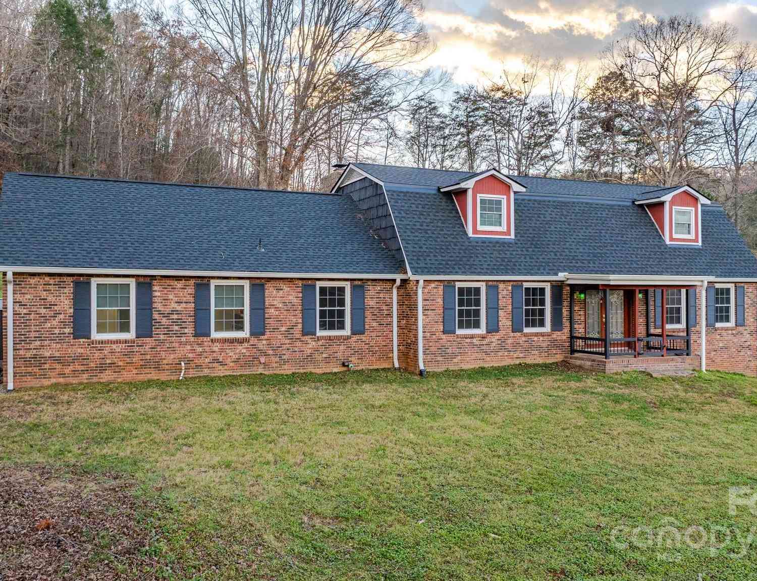 697 Wilson Valley Drive, Marion, North Carolina image 2