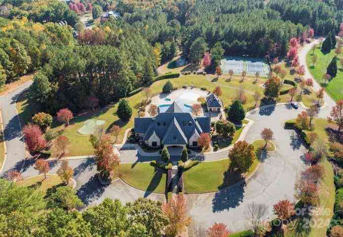 1308 Reflection Pointe Boulevard, Belmont, North Carolina image 6