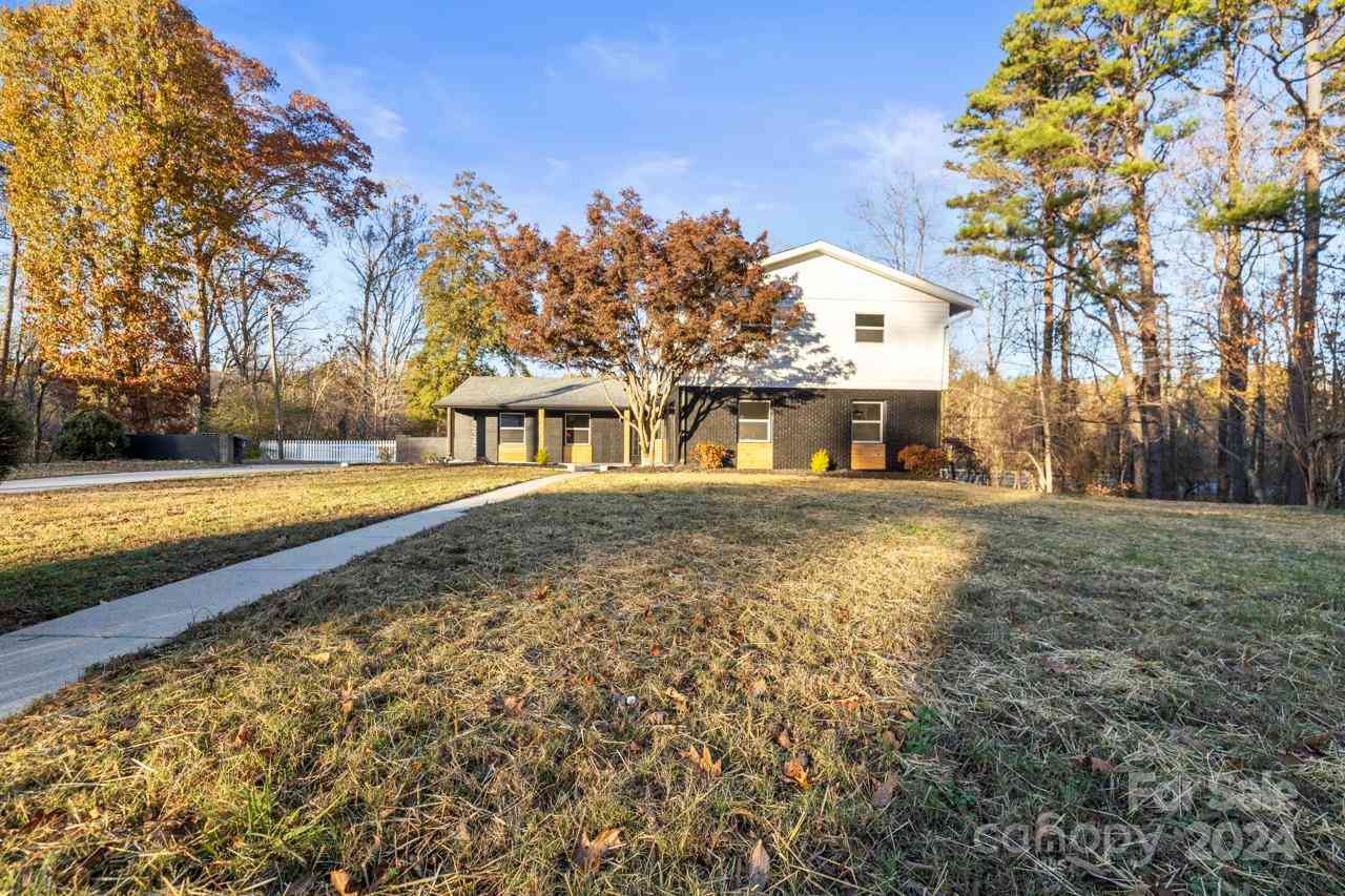 335 Eastcliff Drive, Concord, North Carolina image 2