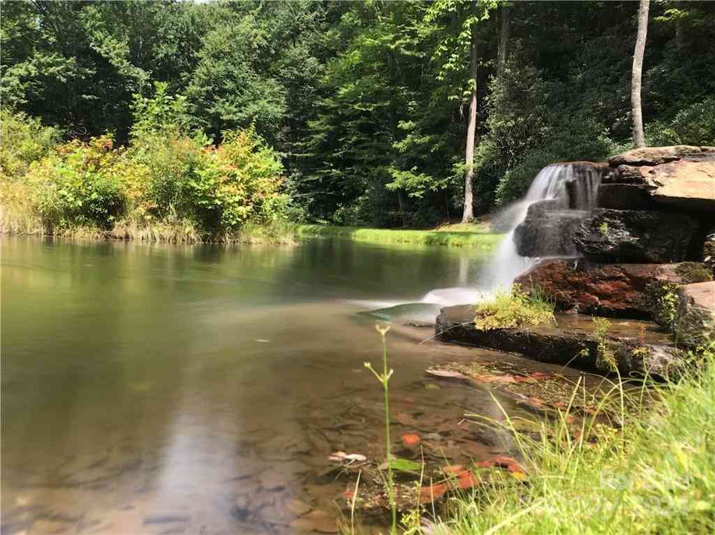 000 Rainbow Trout Drive, Spruce Pine, North Carolina image 14