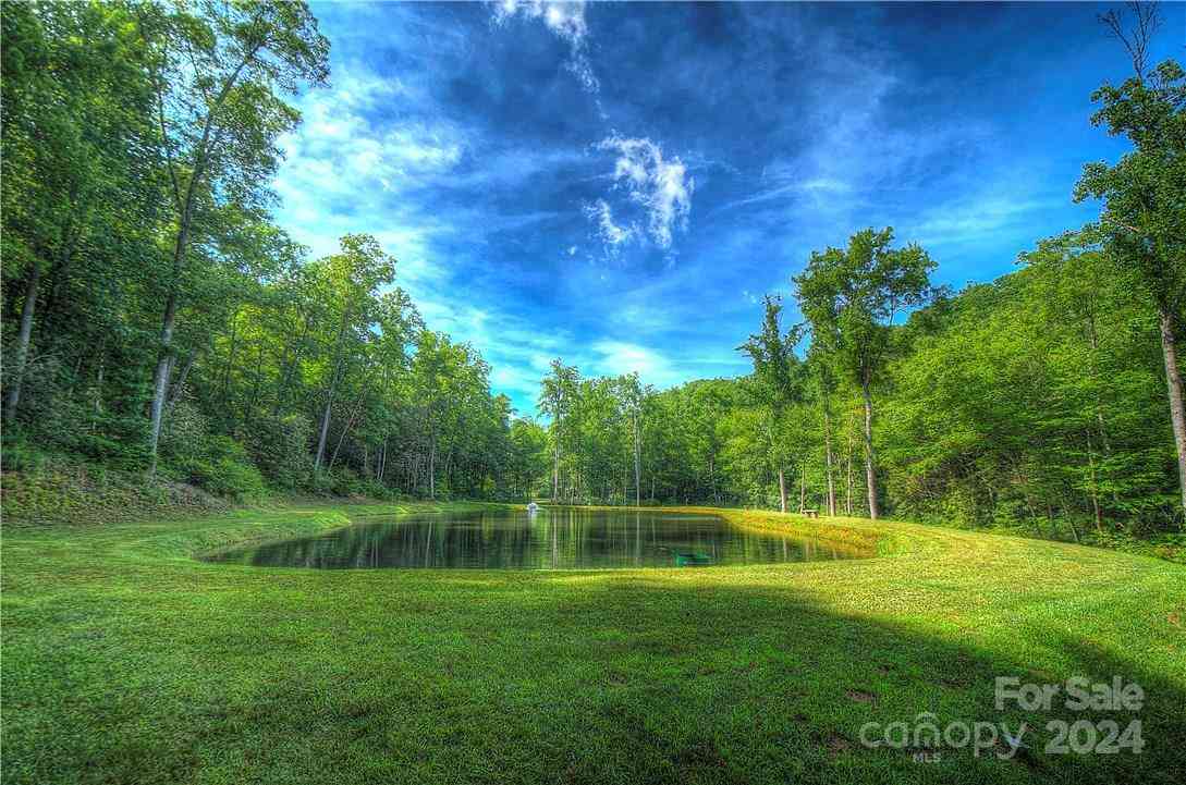 000 Rainbow Trout Drive, Spruce Pine, North Carolina image 15