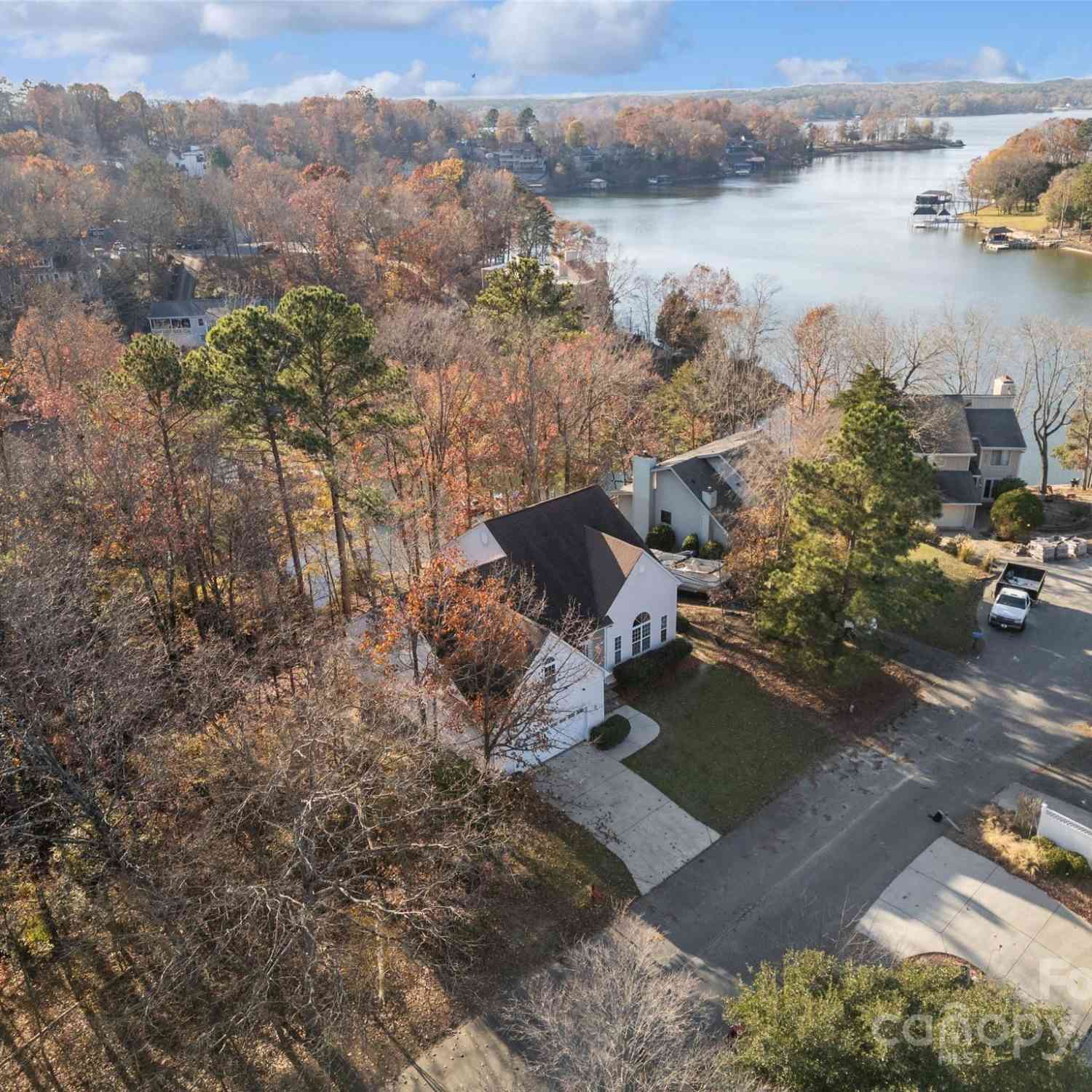 9066 Tulagi Court, Tega Cay, South Carolina image 33