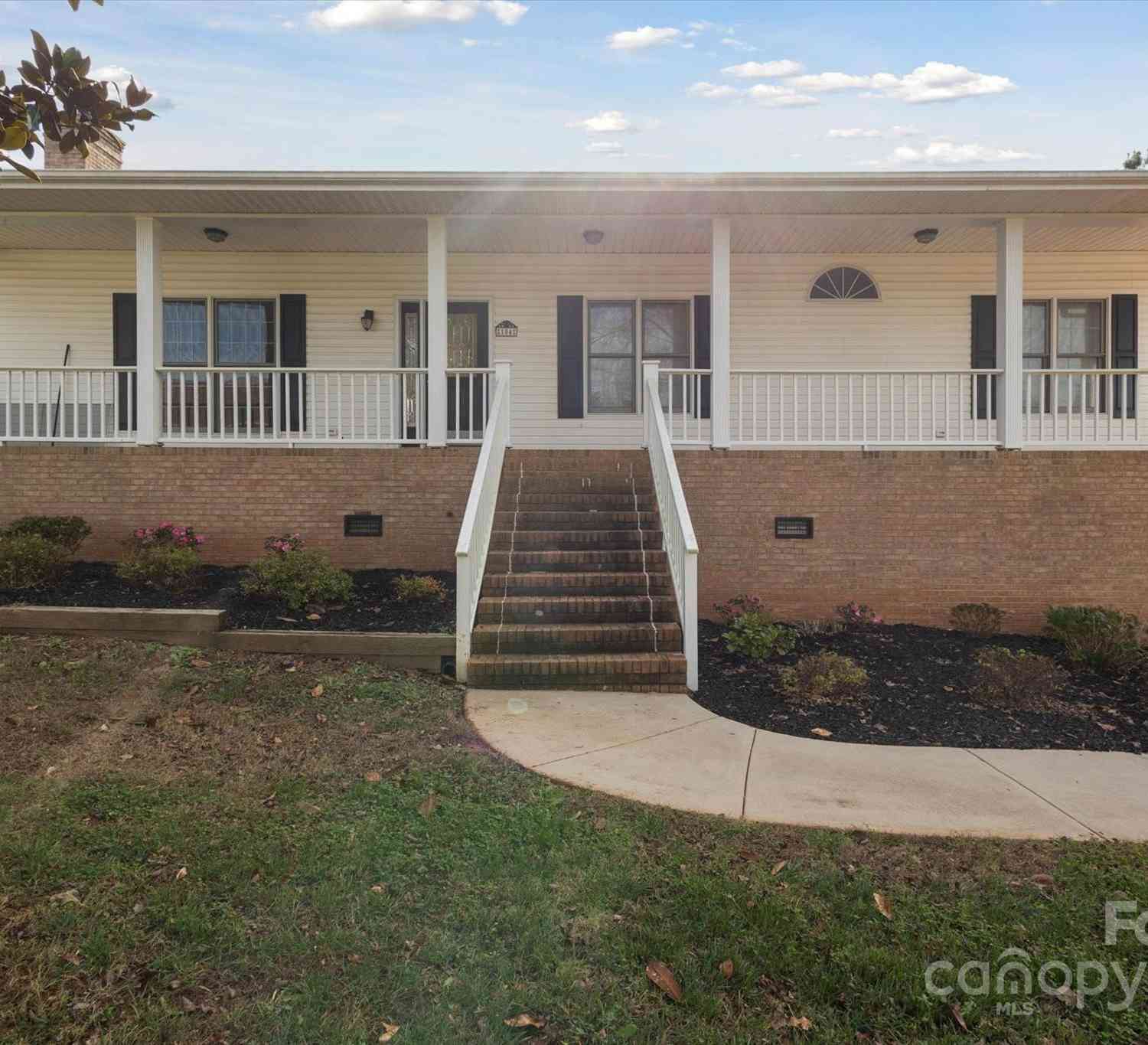 104 Vista Drive, Davidson, North Carolina image 3