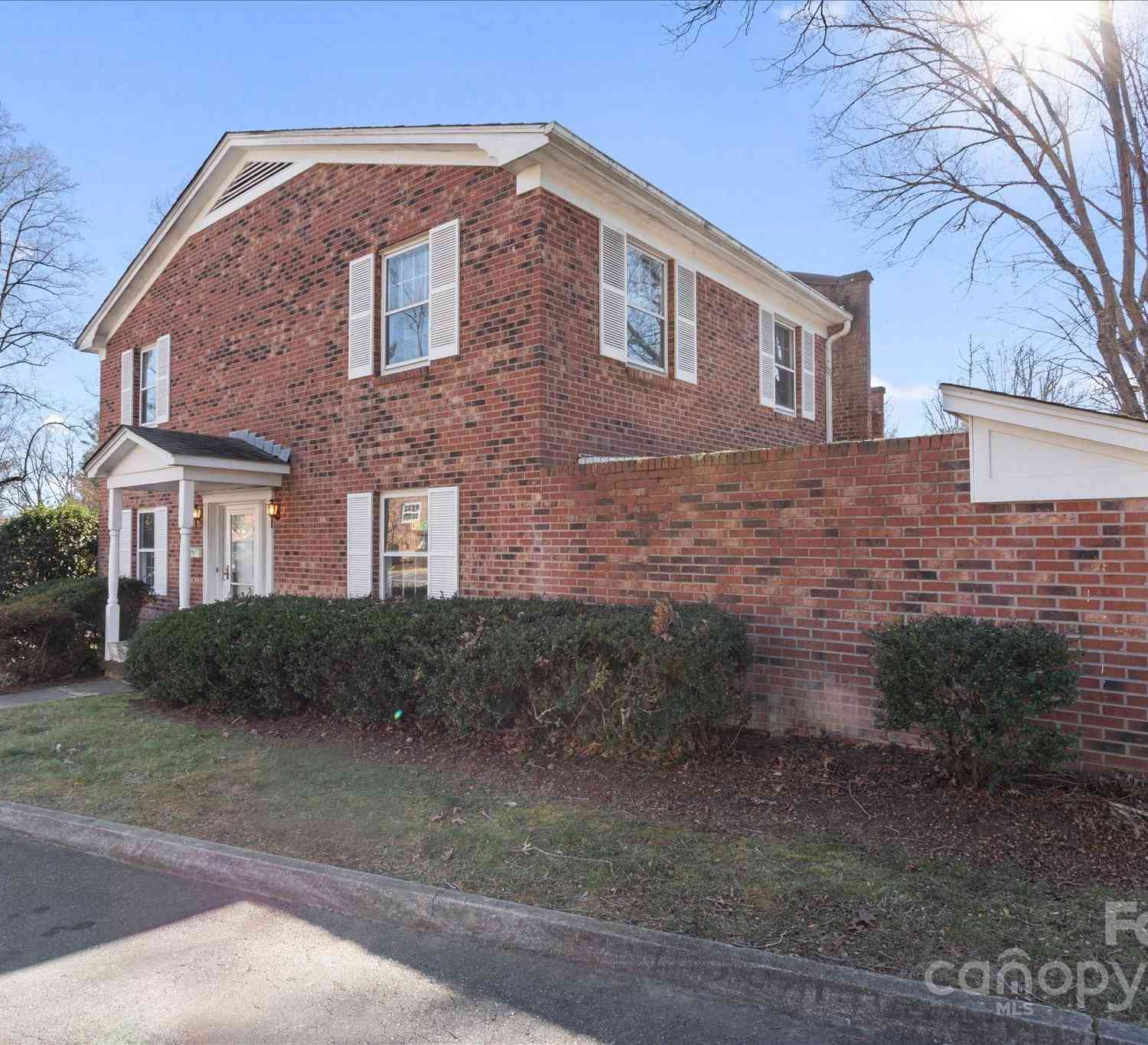 1409 Kensington Road #B-8, Hendersonville, North Carolina image 2