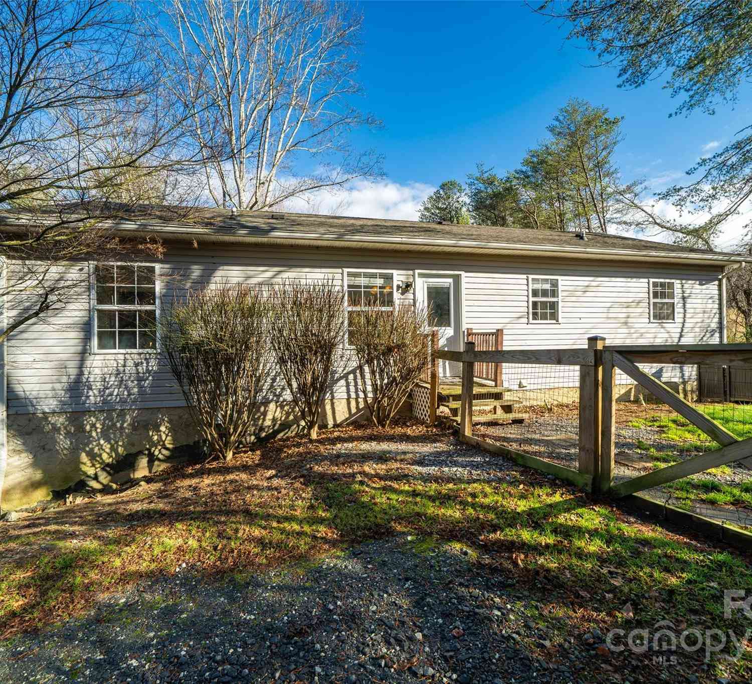 10 Floyd Drive, Asheville, North Carolina image 2