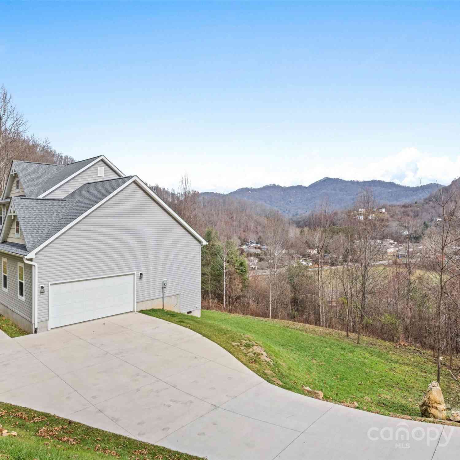 140 Mayflower Court, Waynesville, North Carolina image 4