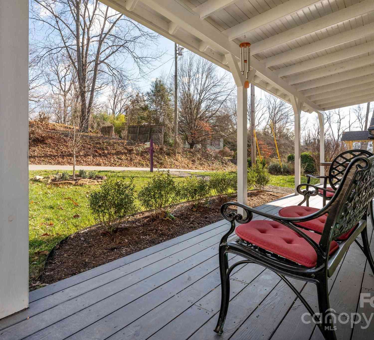 19 Pickwick Road, Asheville, North Carolina image 3