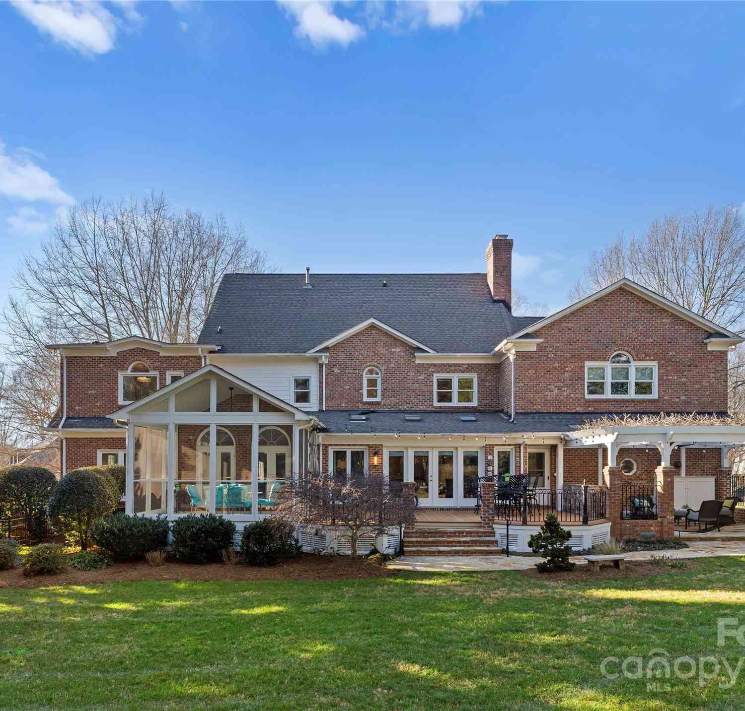 5401 Sunningdale Drive, Charlotte, North Carolina image 3