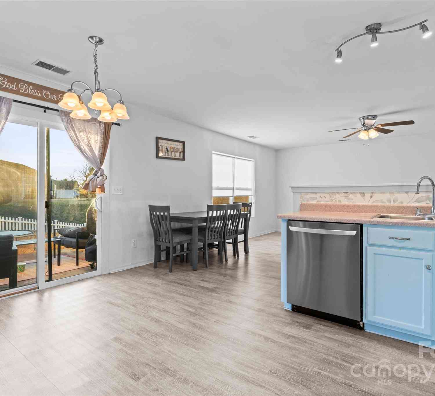 9321 Bayview Parkway, Charlotte, North Carolina image 6