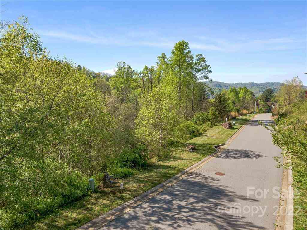 00 Carden Drive #3, Weaverville, North Carolina image 10