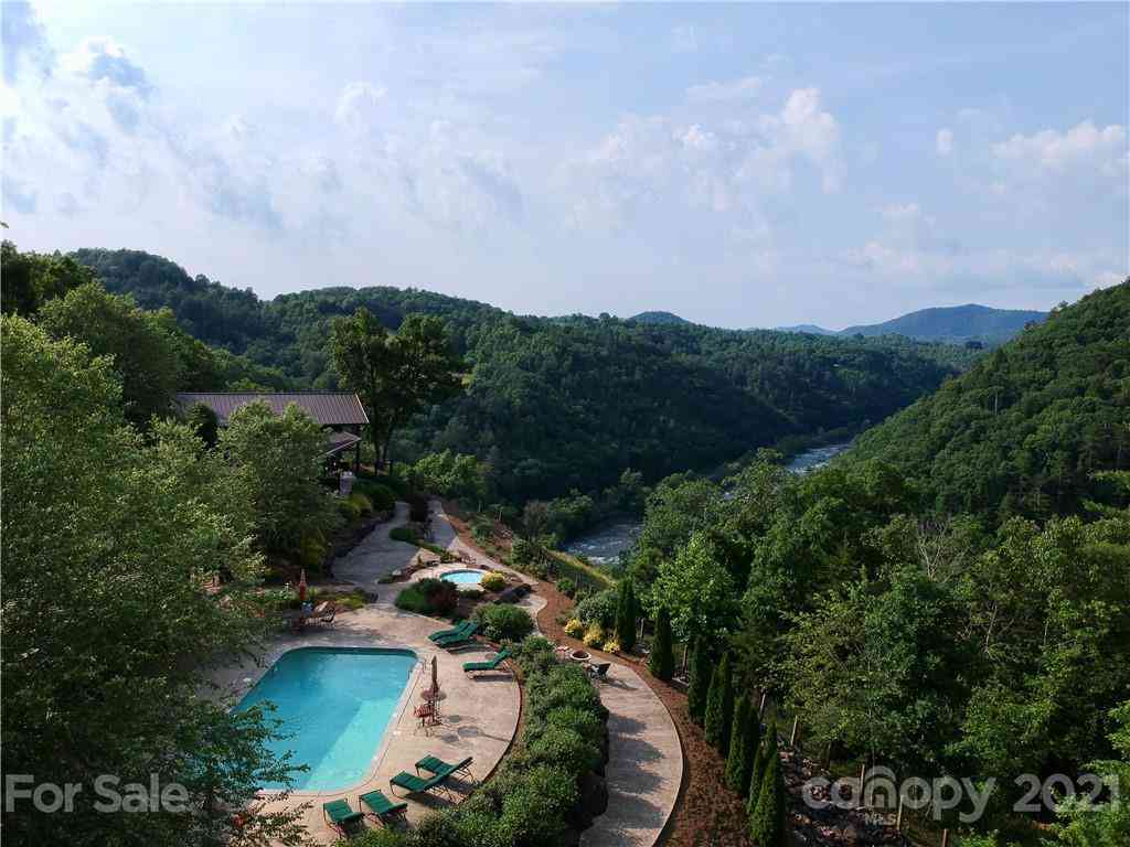141 River Club Trail #8, Marshall, North Carolina image 6