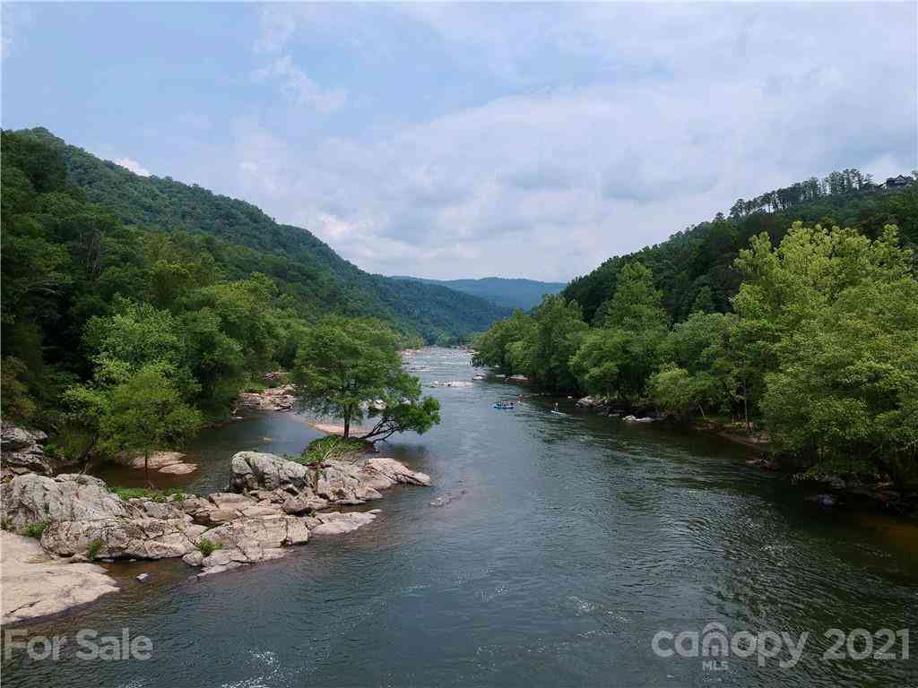 141 River Club Trail #8, Marshall, North Carolina image 11