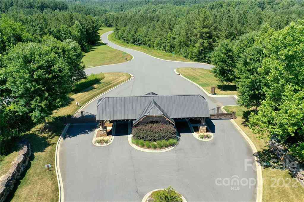 214 W Settings Boulevard #27, Valdese, North Carolina image 4