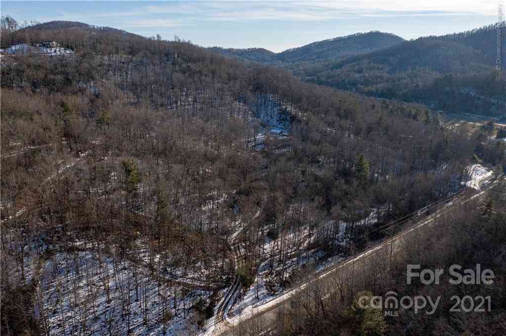 000 Grayson Court #26, Zirconia, North Carolina image 9