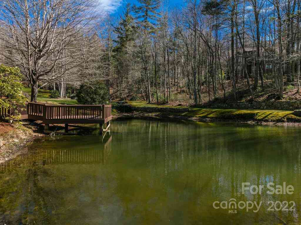 686 Crossvine Trail #4A-C, Laurel Park, North Carolina image 5