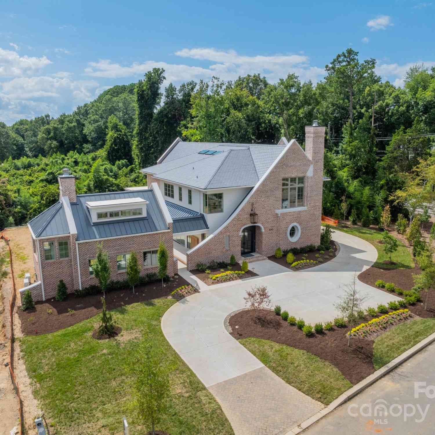 8010 Litaker Manor Court, Charlotte, North Carolina image 2