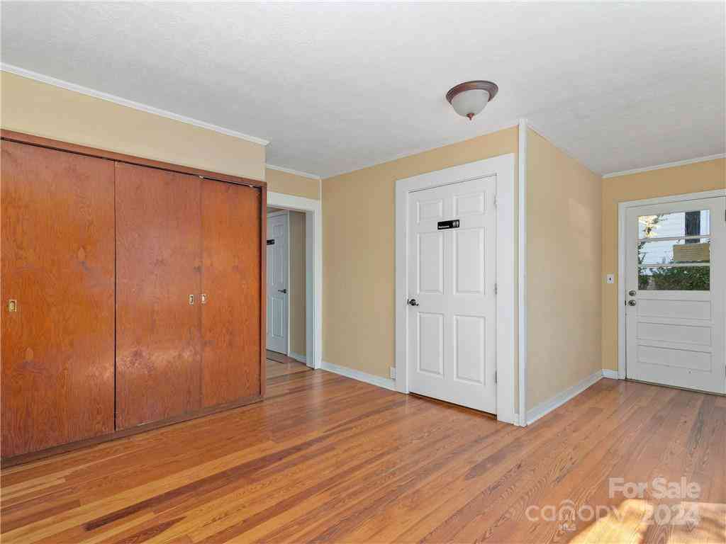 99 Walnut Street, Waynesville, North Carolina image 11