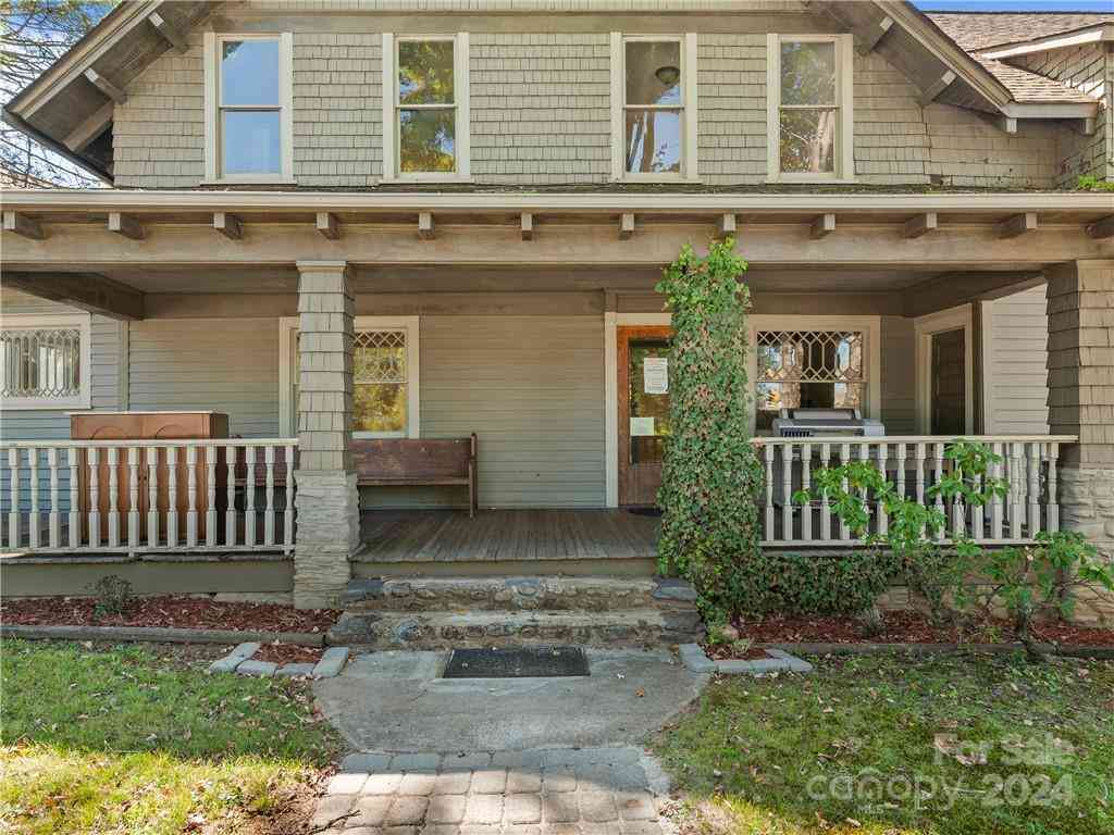 99 Walnut Street, Waynesville, North Carolina image 6