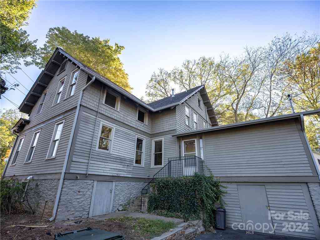 99 Walnut Street, Waynesville, North Carolina image 45