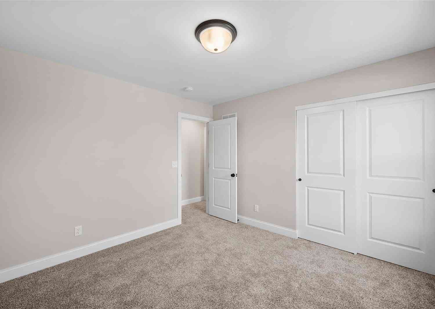 969 Brookfield Chase Ct, Florissant, Missouri image 32