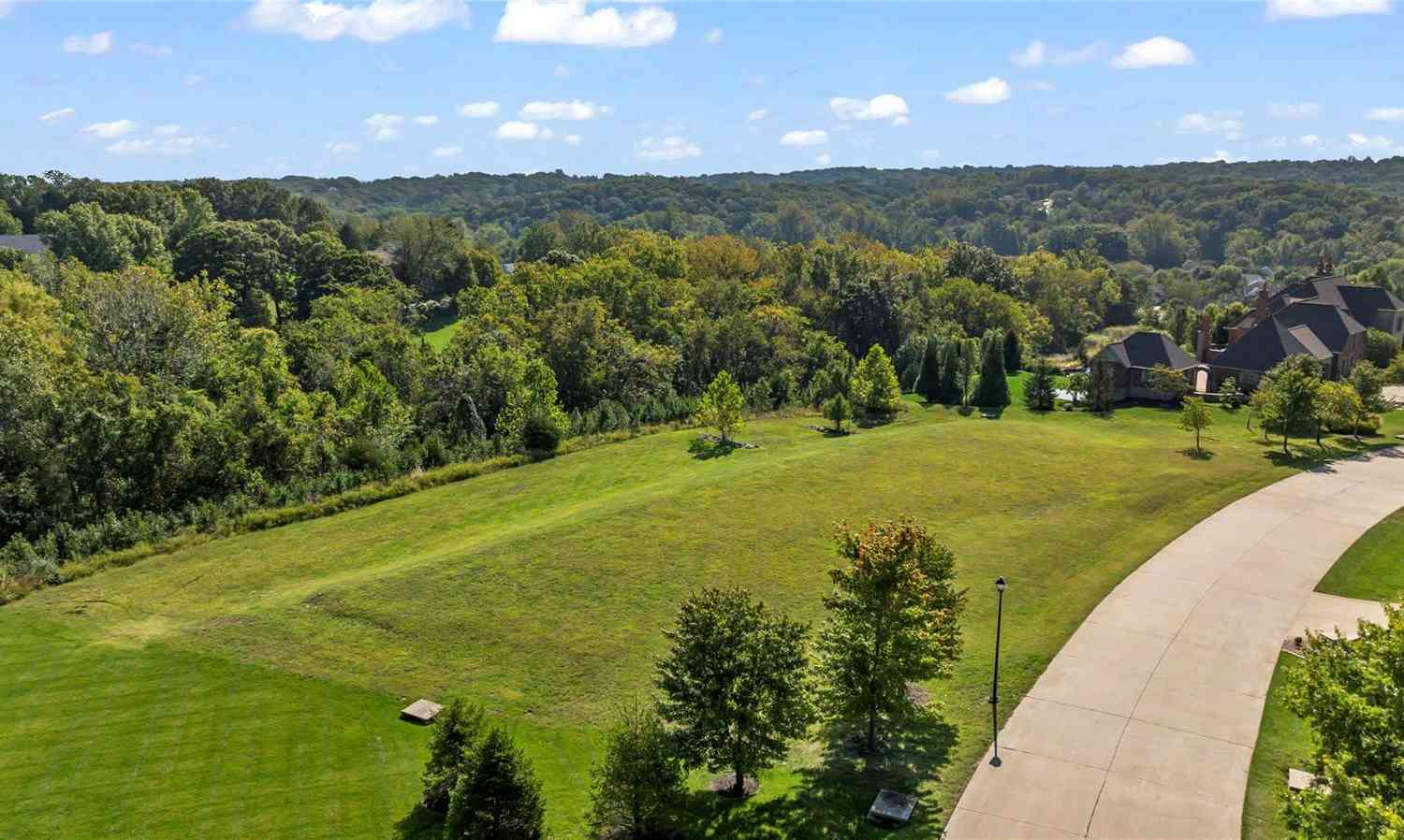 310 Wardenburg Farms Drive, Wildwood, Missouri image 9