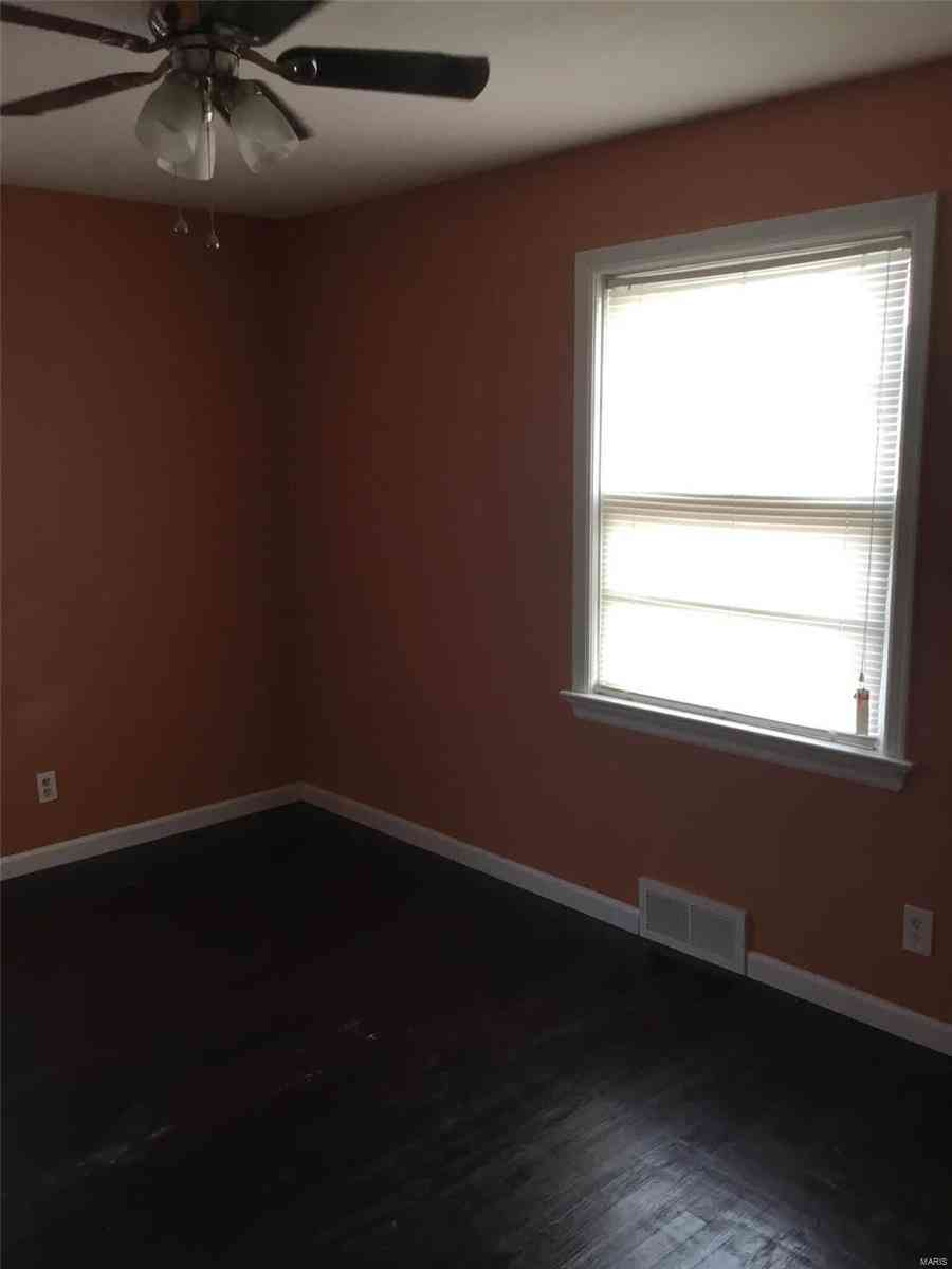 1257 Jennings Station Road, Saint Louis, Missouri image 7