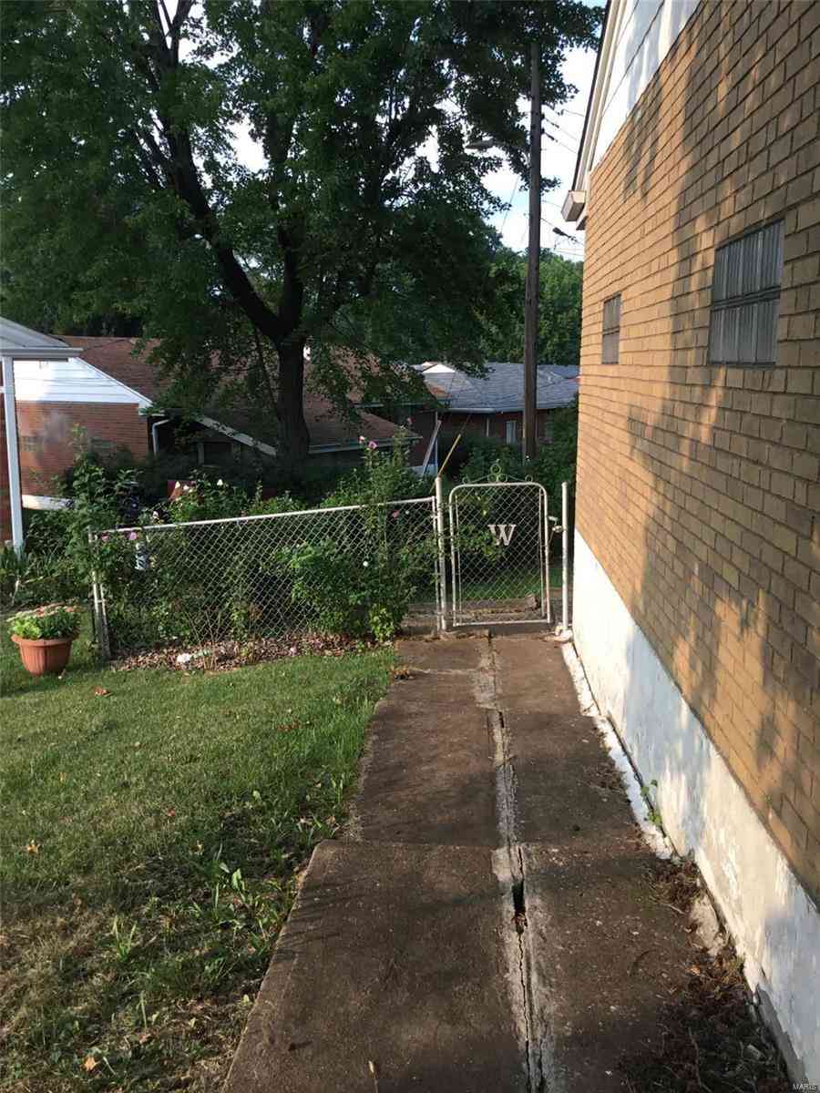 1257 Jennings Station Road, Saint Louis, Missouri image 13