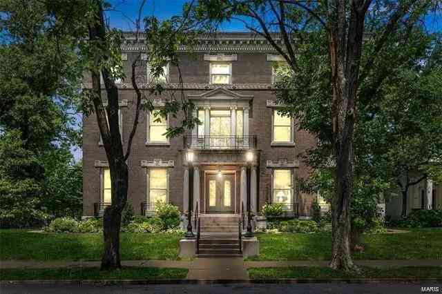 4969 Pershing Place #1, Saint Louis, Missouri image 2