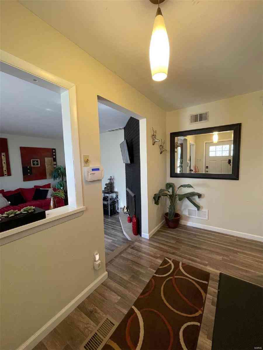 725 Valencia Avenue, Saint Louis, Missouri image 4