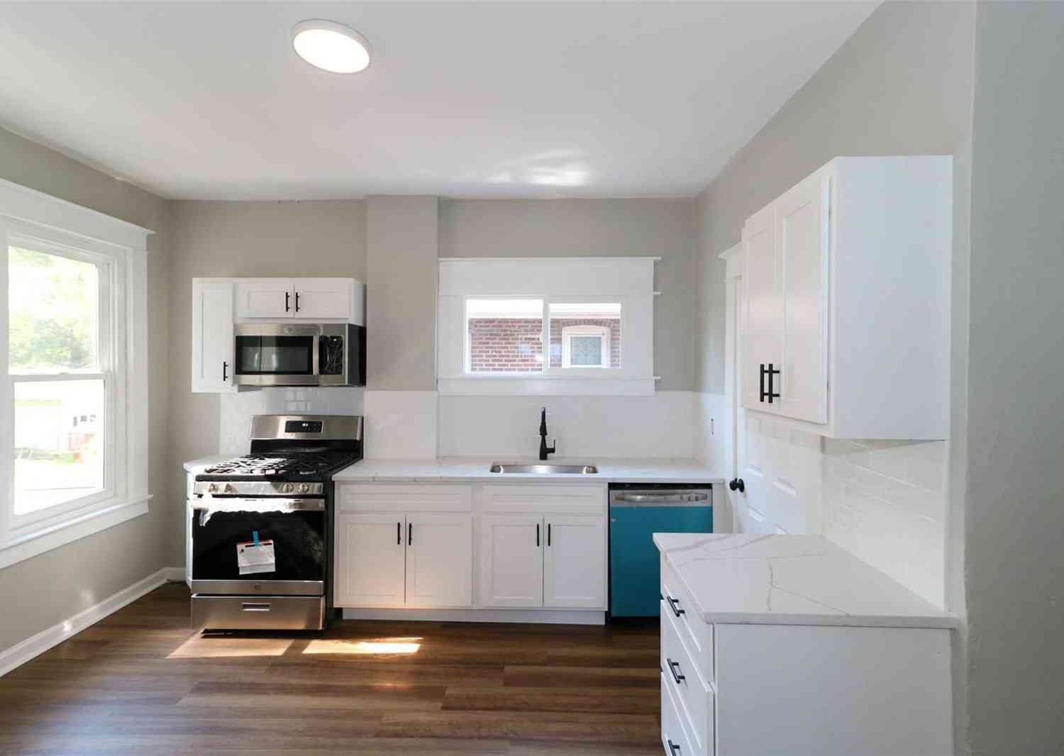 8820 Windom Avenue, Saint Louis, Missouri image 7