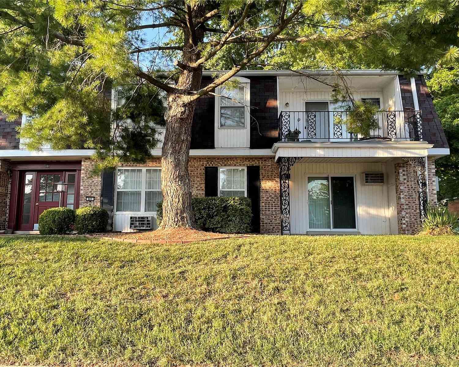 800 Dumont Place #B, Saint Louis, Missouri image 1