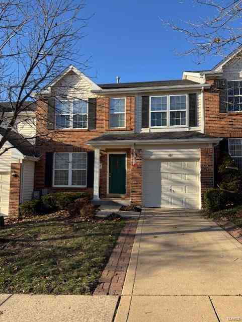 484 Summit Tree Court, Fenton, Missouri image 1