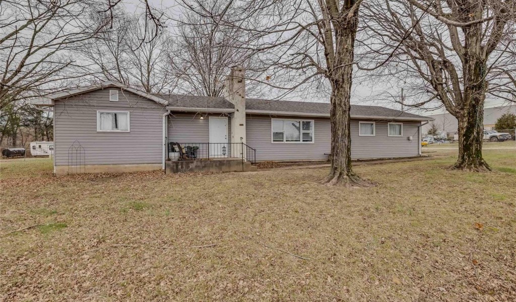 4929 Flat River Road, Farmington, Missouri image 1