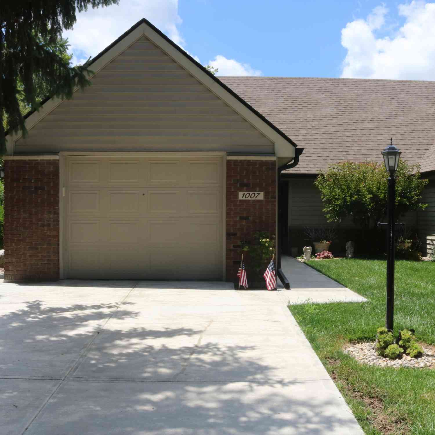 1007 Charleston Commons Drive #1, Anderson, Indiana image 3