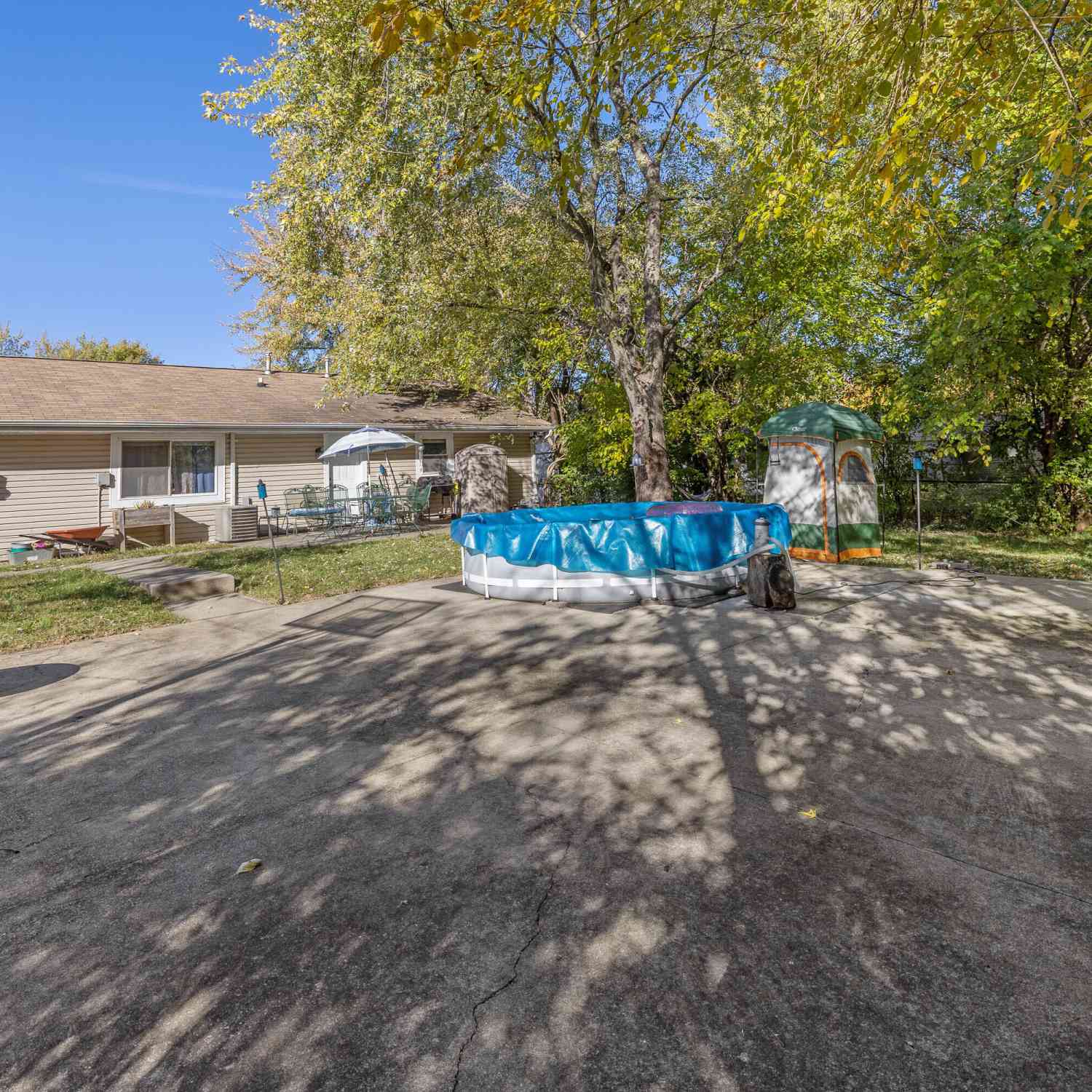 6031 Wixshire Drive, Indianapolis, Indiana image 20