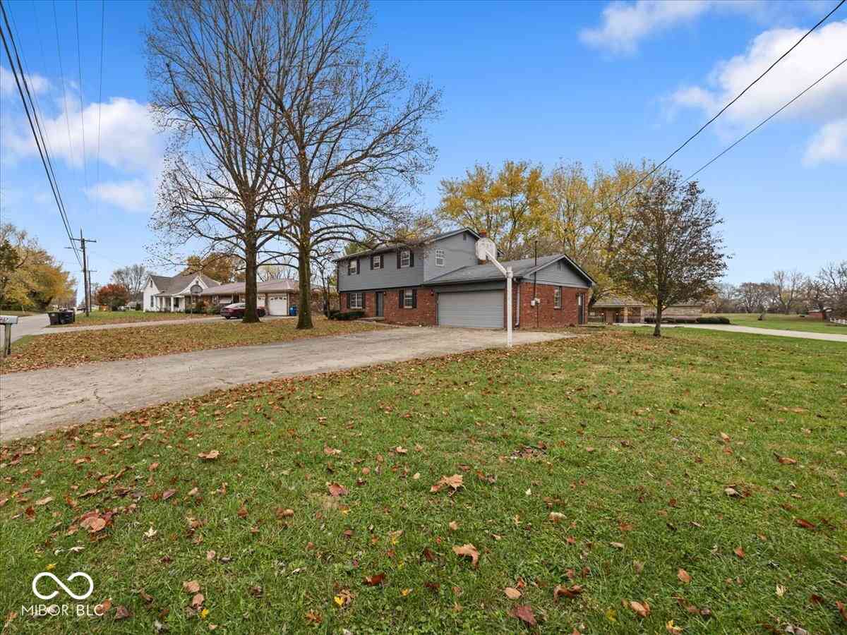 230 N Knightstown Road, Shelbyville, Indiana image 5