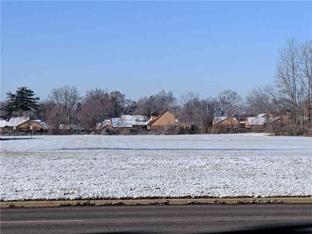 241 N Scatterfield Road, Anderson, Indiana image 5