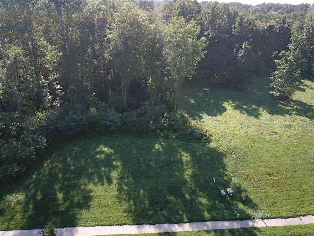 1877 Tipton Pointe Court, Columbus, Indiana image 9