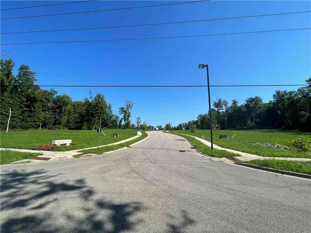 1877 Tipton Pointe Court, Columbus, Indiana image 2