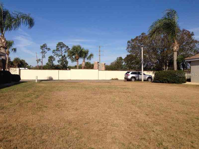 12952 SW Doug Drive, LAKE SUZY, Florida image 2