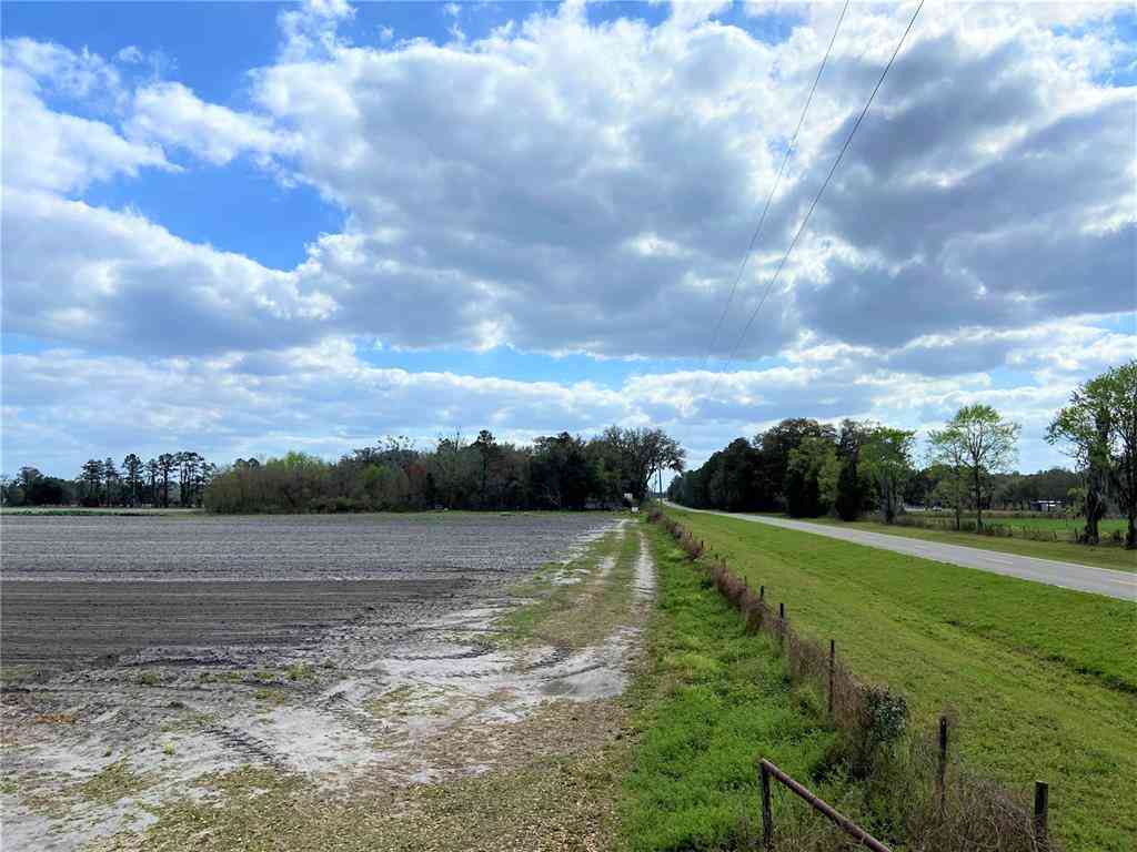 24103 NW County Road 239, ALACHUA, Florida image 2