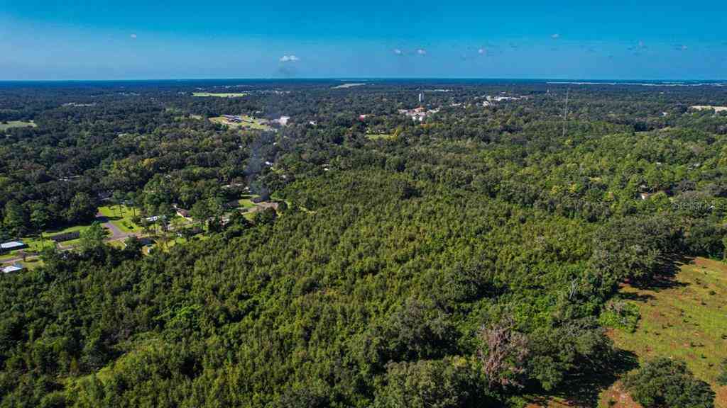 205 Avenue, WILLISTON, Florida image 11