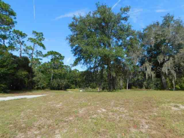 Whispering Oaks Blvd., DADE CITY, Florida image 8
