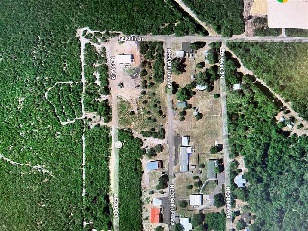 SE 248th Terrace, Umatilla, Florida image 2