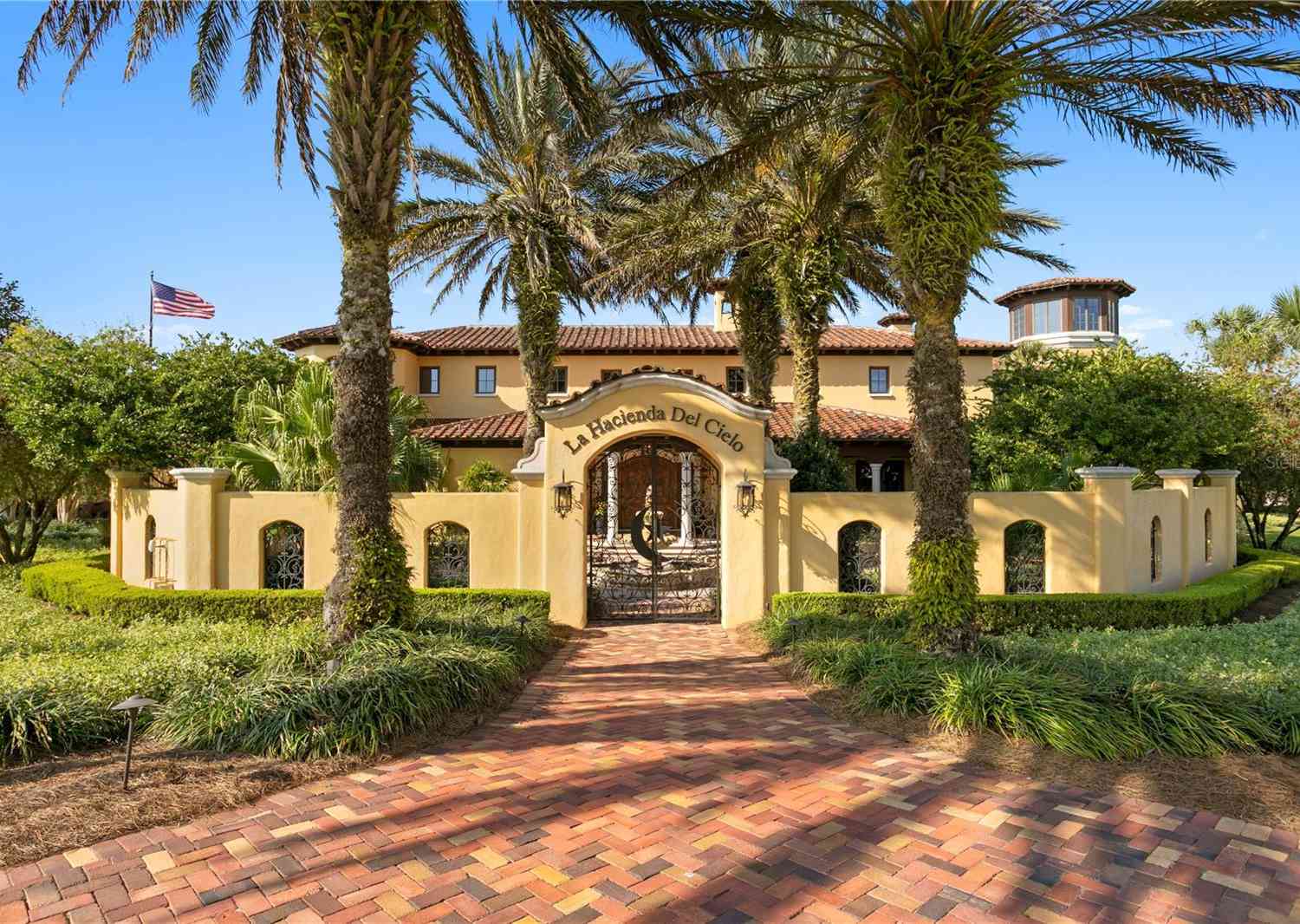 33642 Blanton Road, DADE CITY, Florida image 2