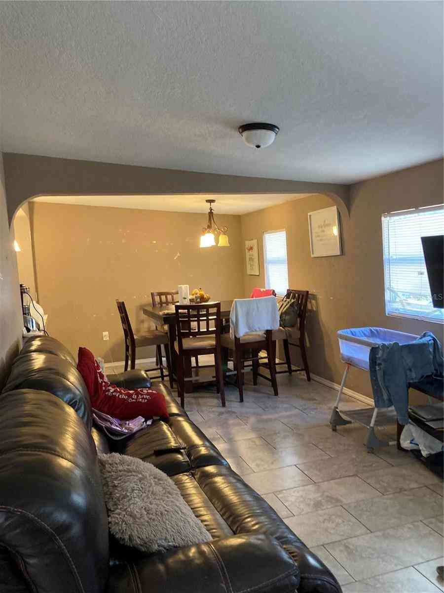 36940 Howard Avenue, DADE CITY, Florida image 10