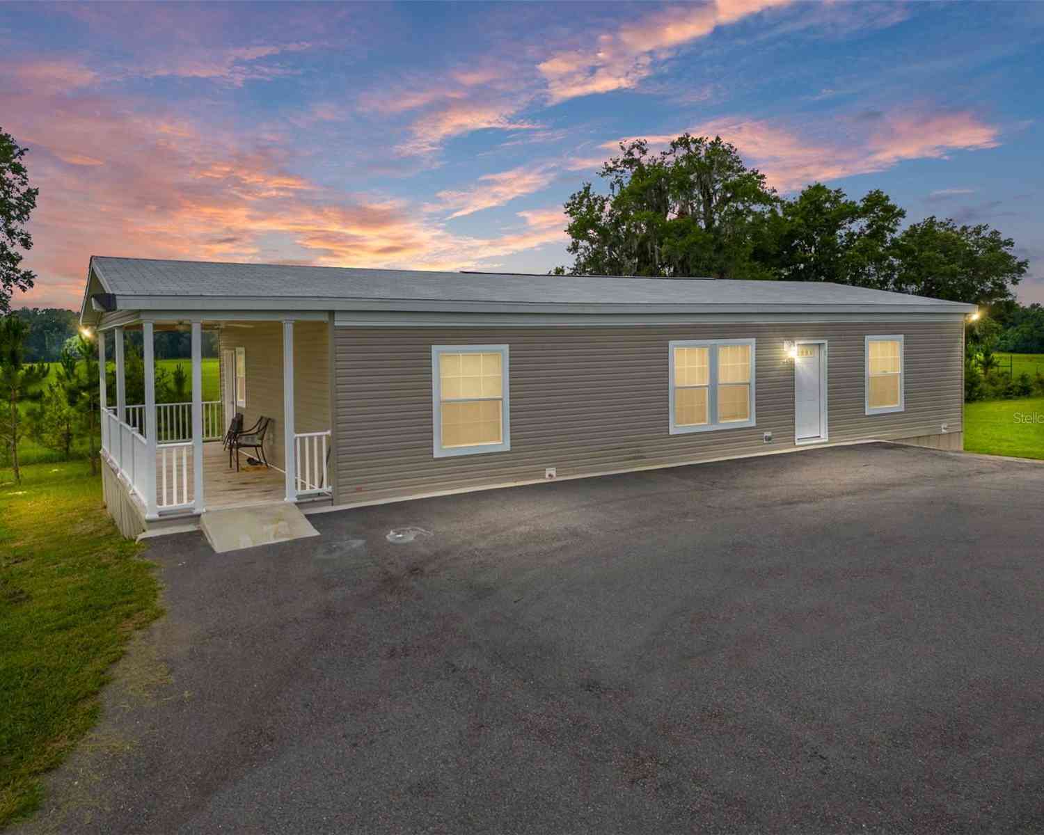 16470 N Us Highway 27, WILLISTON, Florida image 1